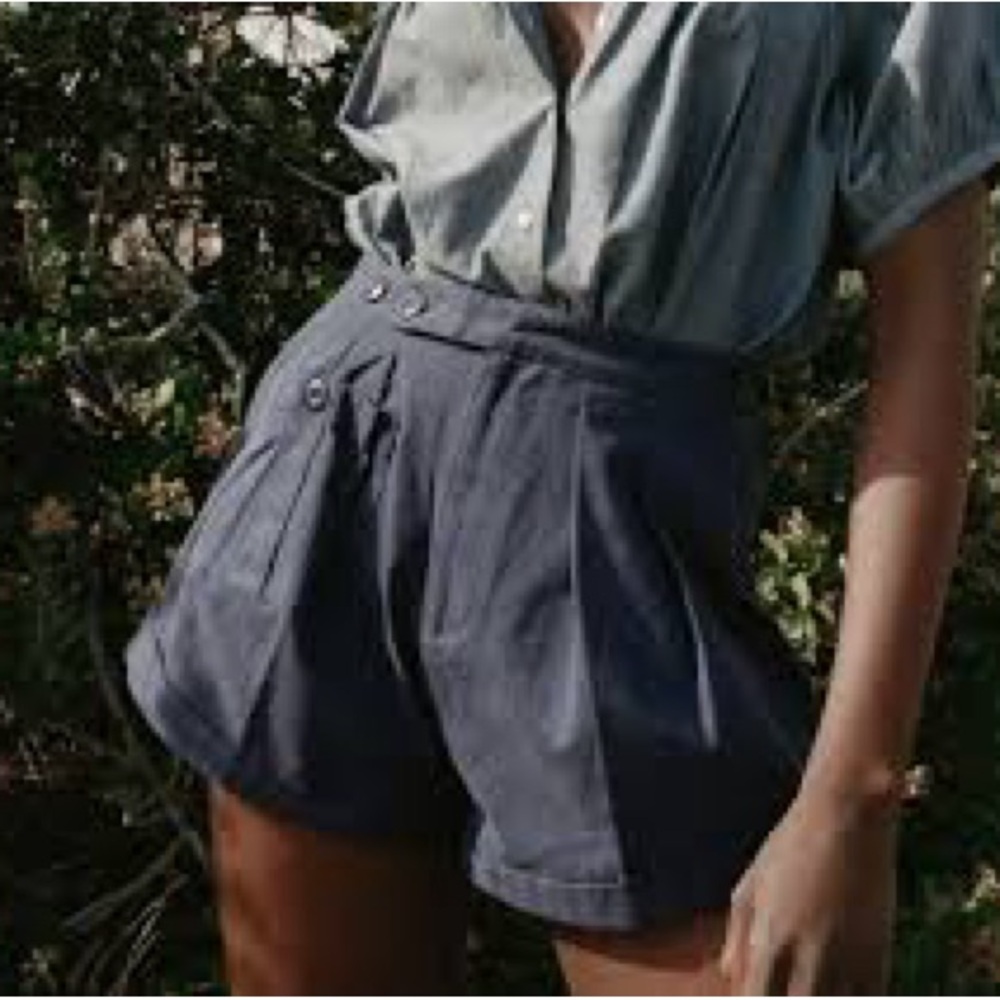 Doen Raelyn High Waist Navy Shorts